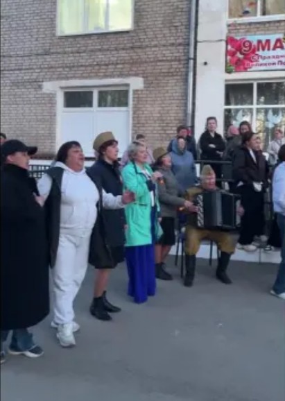 Всероссийская акция «Поем всем двором»
